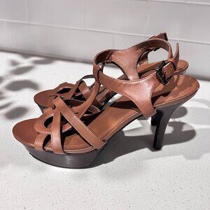 BCBGeneration Peep toe heel Size 9